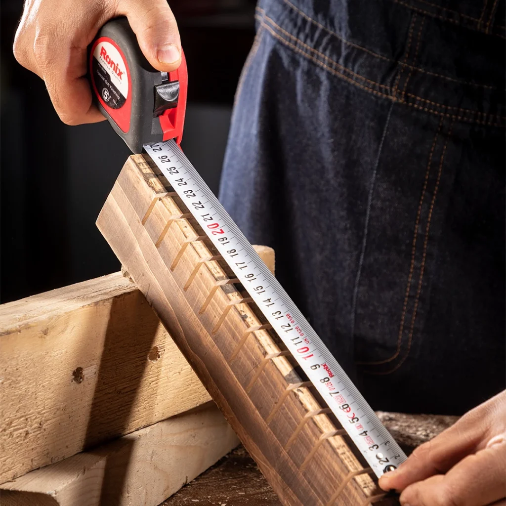 متر روکش دار رونیکس RH-9050 طول 5 متر حین انجام کار